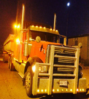 Canways Transport Trucks, Saskatchewan, Manitoba, Alberta Trucks